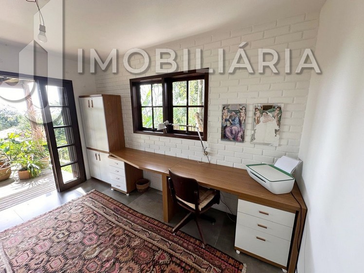 Casa Residencial para venda no Ingleses do Rio Vermelho em Florianopolis com 840m² por R$ 1.390.000,00