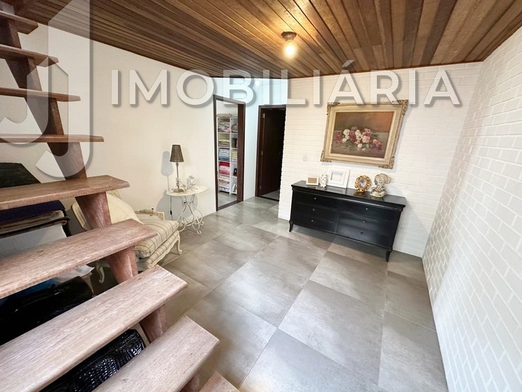 Casa Residencial para venda no Ingleses do Rio Vermelho em Florianopolis com 840m² por R$ 1.390.000,00