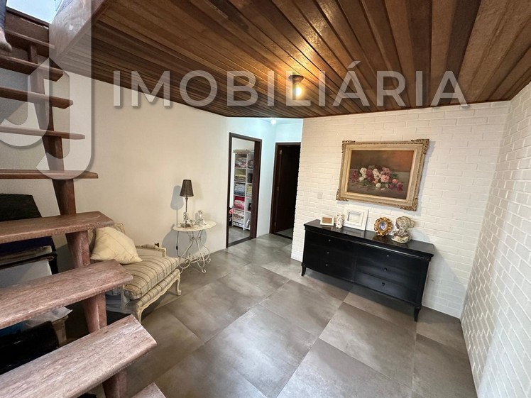 Casa Residencial para venda no Ingleses do Rio Vermelho em Florianopolis com 840m² por R$ 1.390.000,00