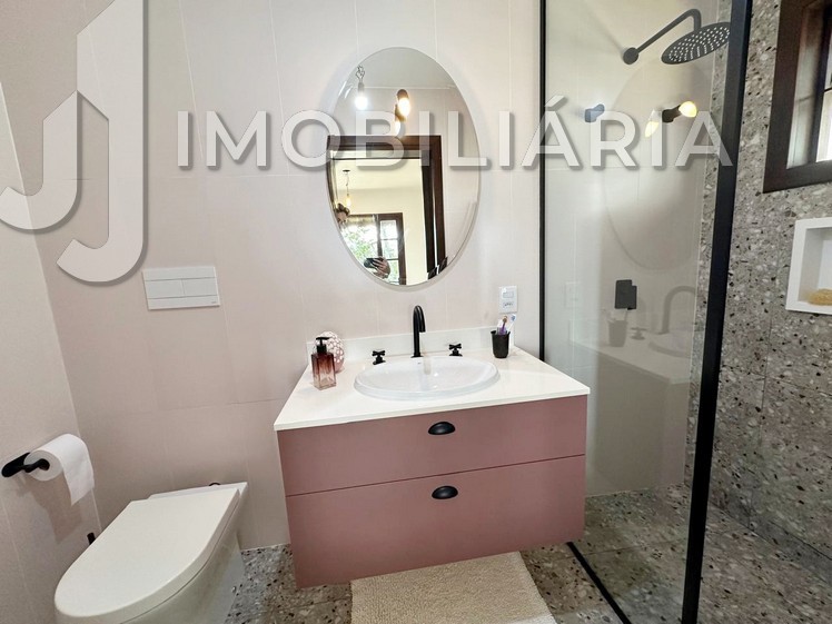 Casa Residencial para venda no Ingleses do Rio Vermelho em Florianopolis com 840m² por R$ 1.390.000,00