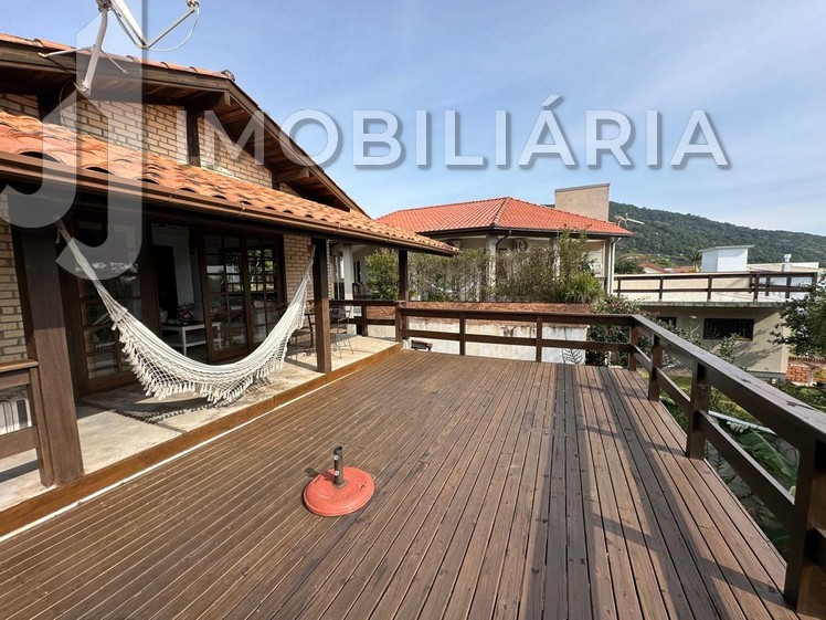 Casa Residencial para venda no Ingleses do Rio Vermelho em Florianopolis com 840m² por R$ 1.390.000,00