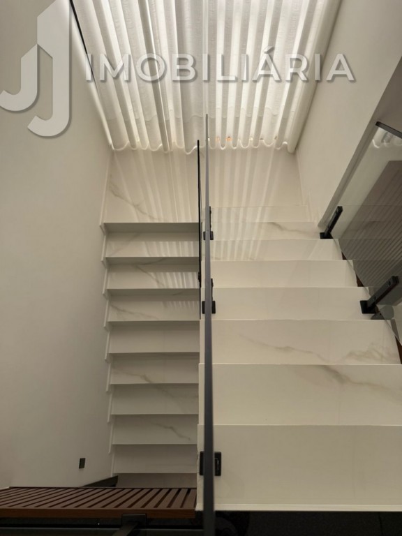 Casa Residencial para venda no Ingleses do Rio Vermelho em Florianopolis com 480m² por R$ 3.000.000,00