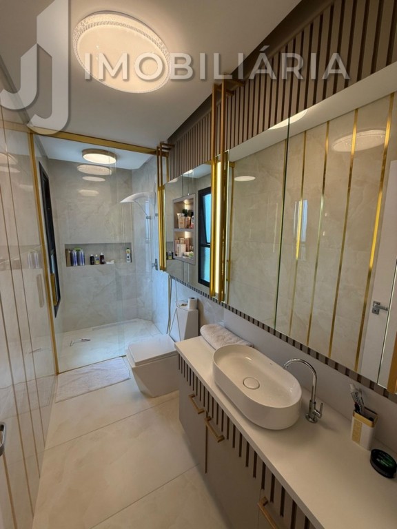 Casa Residencial para venda no Ingleses do Rio Vermelho em Florianopolis com 480m² por R$ 3.000.000,00