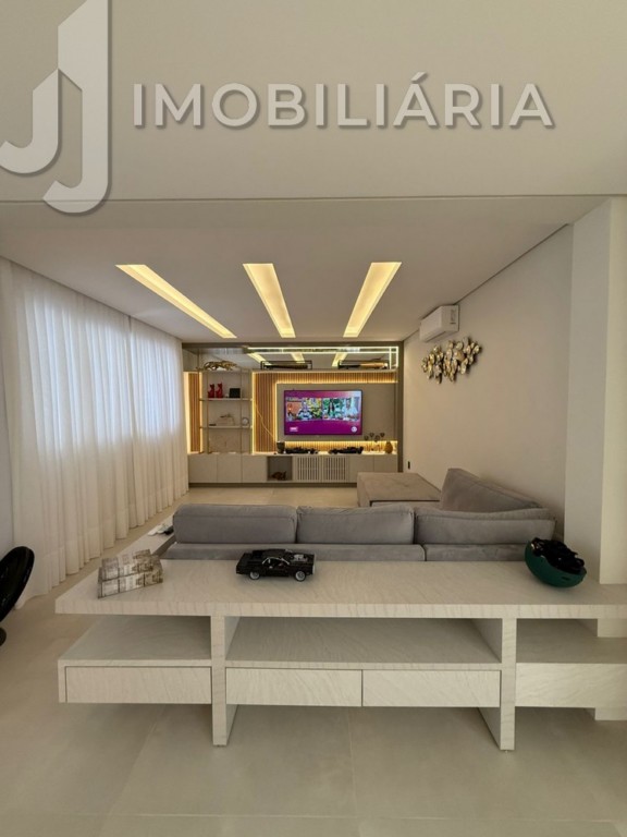 Casa Residencial para venda no Ingleses do Rio Vermelho em Florianopolis com 480m² por R$ 3.000.000,00