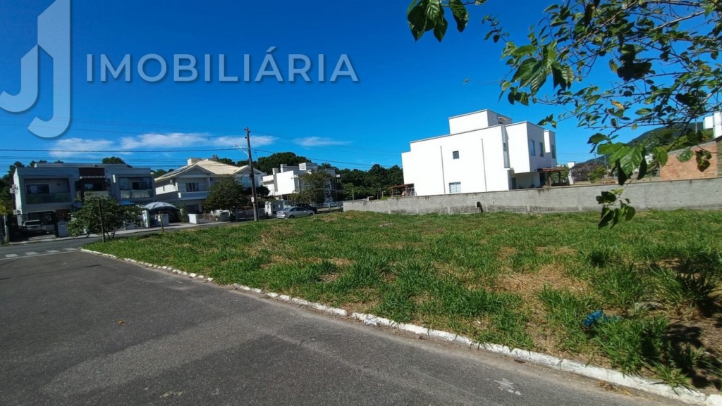 Terreno para venda no Sao Joao do Rio Vermelho em Florianopolis com 661m² por R$ 780.000,00