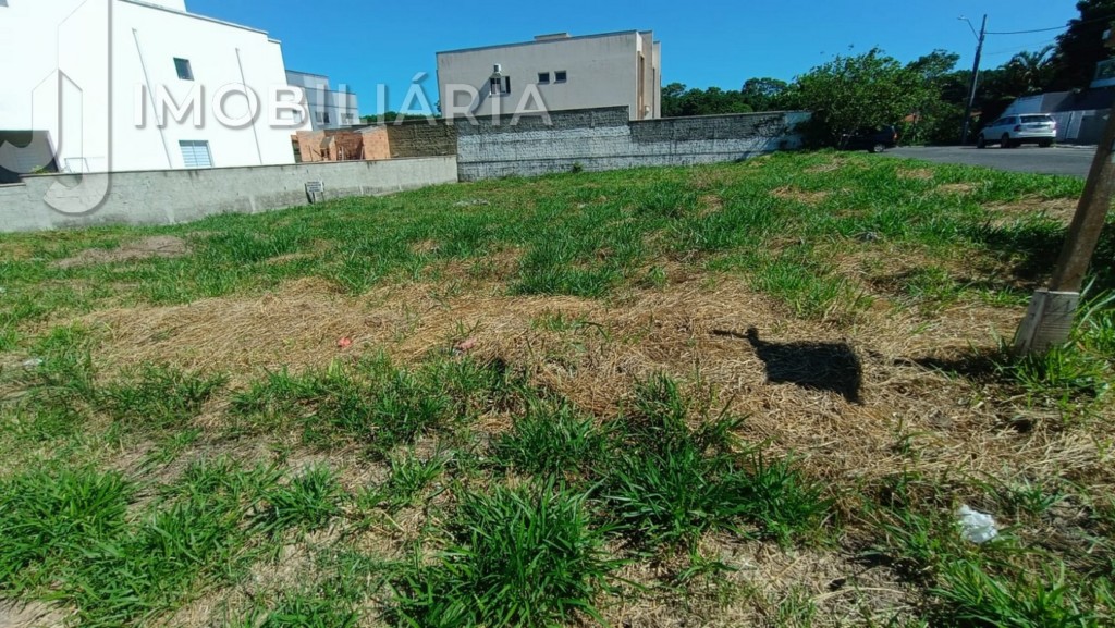 Terreno para venda no Sao Joao do Rio Vermelho em Florianopolis com 661m² por R$ 780.000,00