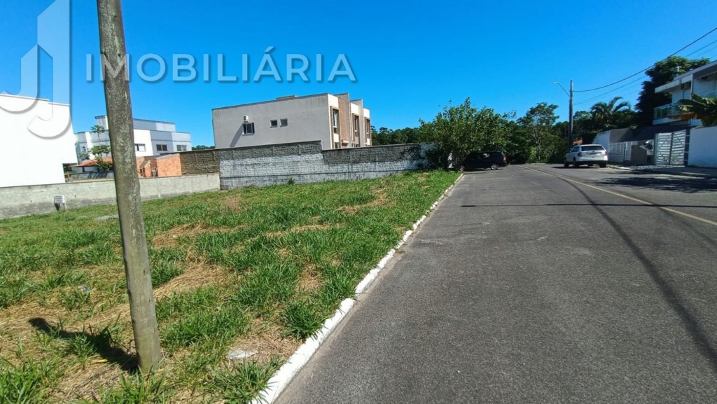 Terreno para venda no Sao Joao do Rio Vermelho em Florianopolis com 661m² por R$ 780.000,00