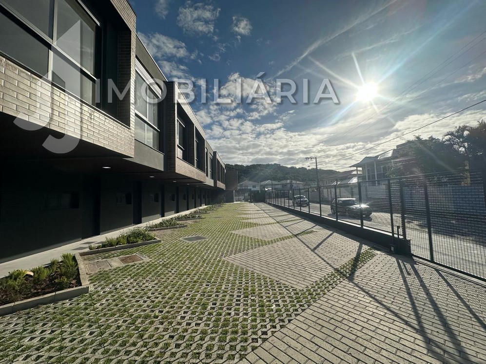 Casa Residencial para venda no Cachoeira do Bom Jesus em Florianopolis com 104m² por R$ 697.000,00