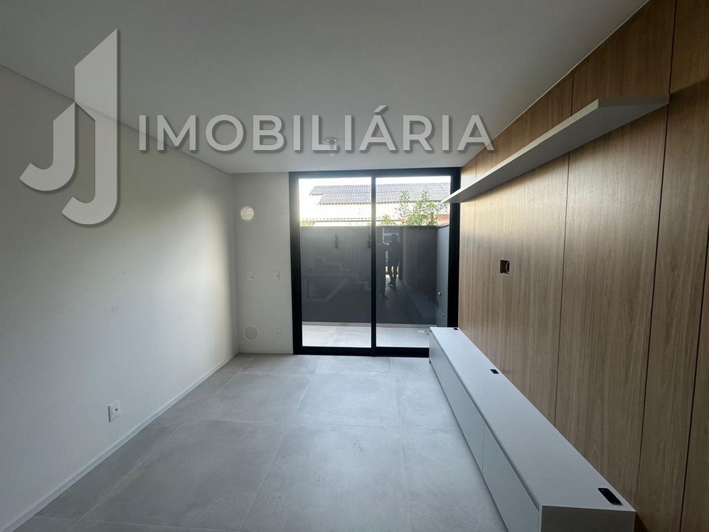 Casa Residencial para venda no Cachoeira do Bom Jesus em Florianopolis com 104m² por R$ 697.000,00
