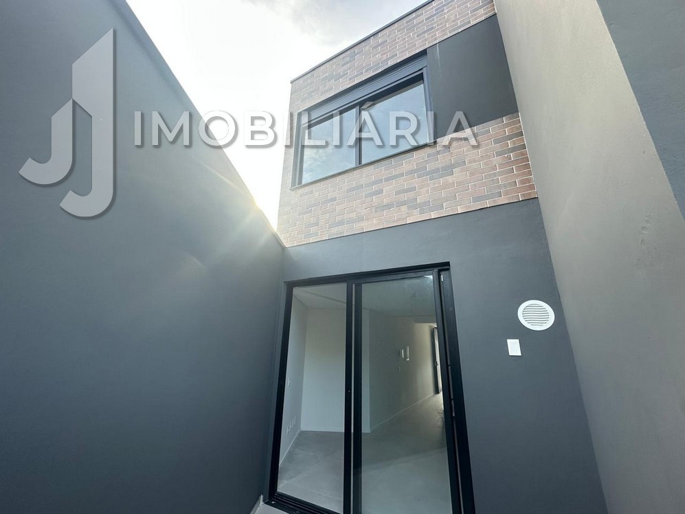 Casa Residencial para venda no Cachoeira do Bom Jesus em Florianopolis com 104m² por R$ 697.000,00