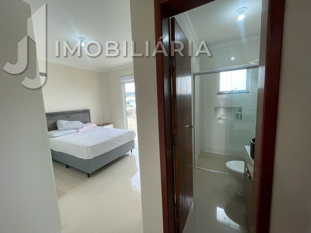Cobertura para locacao no Ingleses do Rio Vermelho em Florianopolis com 202,97m² por R$ 5.500,00 Cobertura para locacao no Ingleses do Rio Vermelho em Florianopolis com 202,97m² por R$ 5.500,00