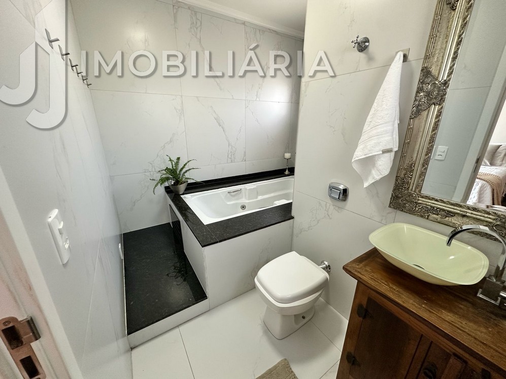 Casa Residencial para venda no Ingleses do Rio Vermelho em Florianopolis com 450m² por R$ 1.899.000,00 Casa Residencial para venda no Ingleses do Rio Vermelho em Florianopolis com 450m² por R$ 1.899.000,00