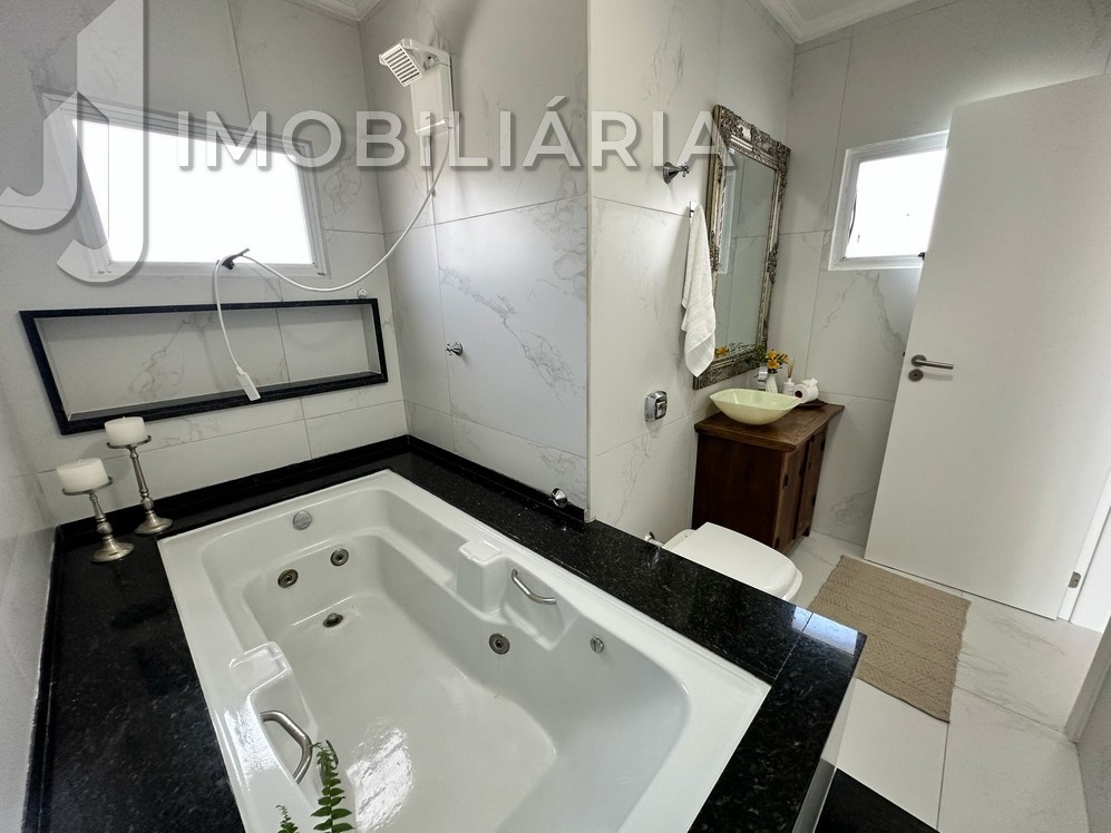 Casa Residencial para venda no Ingleses do Rio Vermelho em Florianopolis com 450m² por R$ 1.899.000,00 Casa Residencial para venda no Ingleses do Rio Vermelho em Florianopolis com 450m² por R$ 1.899.000,00