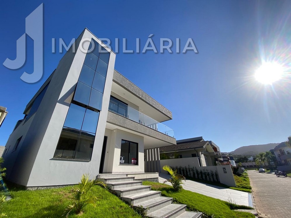 Casa Residencial para venda no Ingleses do Rio Vermelho em Florianopolis com 390m² por R$ 2.600.000,00