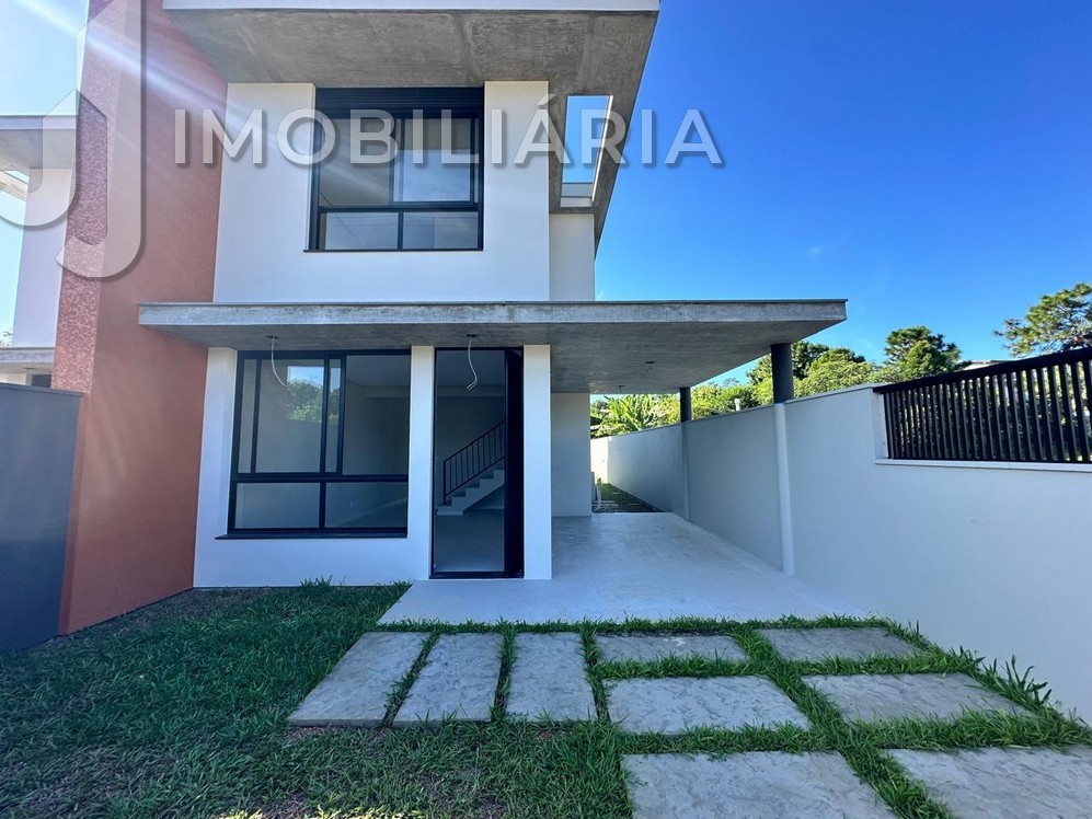 Casa Residencial para venda no Sao Joao do Rio Vermelho em Florianopolis com 191,75m² por R$ 850.000,00
