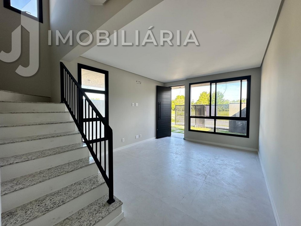 Casa Residencial para venda no Sao Joao do Rio Vermelho em Florianopolis com 191,75m² por R$ 850.000,00