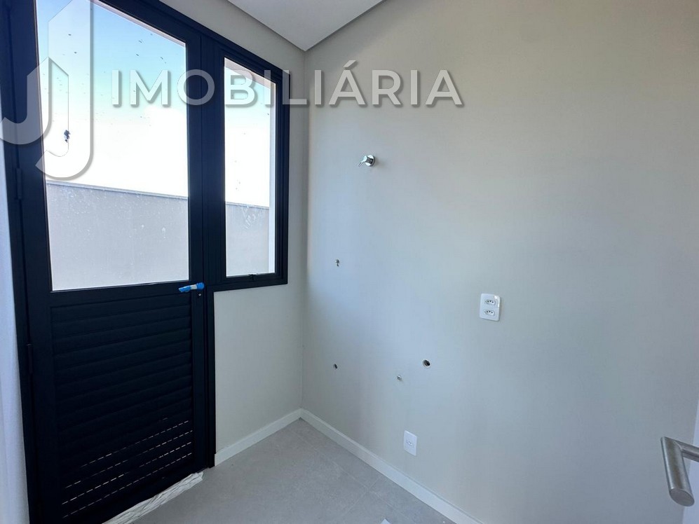 Casa Residencial para venda no Sao Joao do Rio Vermelho em Florianopolis com 191,75m² por R$ 850.000,00