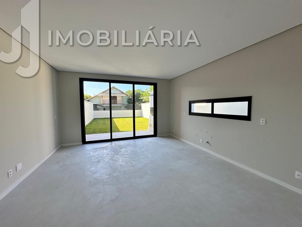 Casa Residencial para venda no Sao Joao do Rio Vermelho em Florianopolis com 191,75m² por R$ 850.000,00