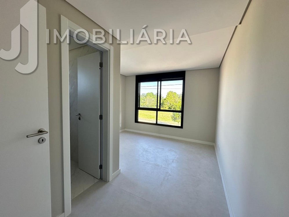 Casa Residencial para venda no Sao Joao do Rio Vermelho em Florianopolis com 191,75m² por R$ 850.000,00