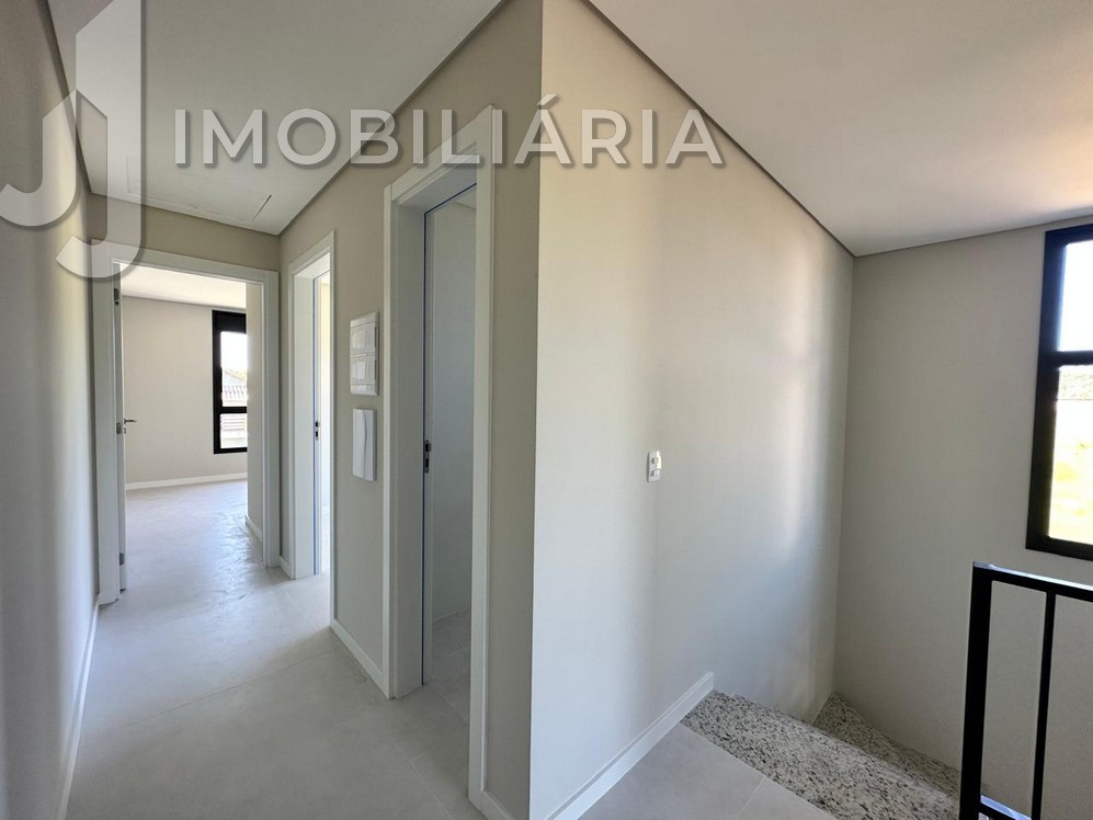 Casa Residencial para venda no Sao Joao do Rio Vermelho em Florianopolis com 191,75m² por R$ 850.000,00