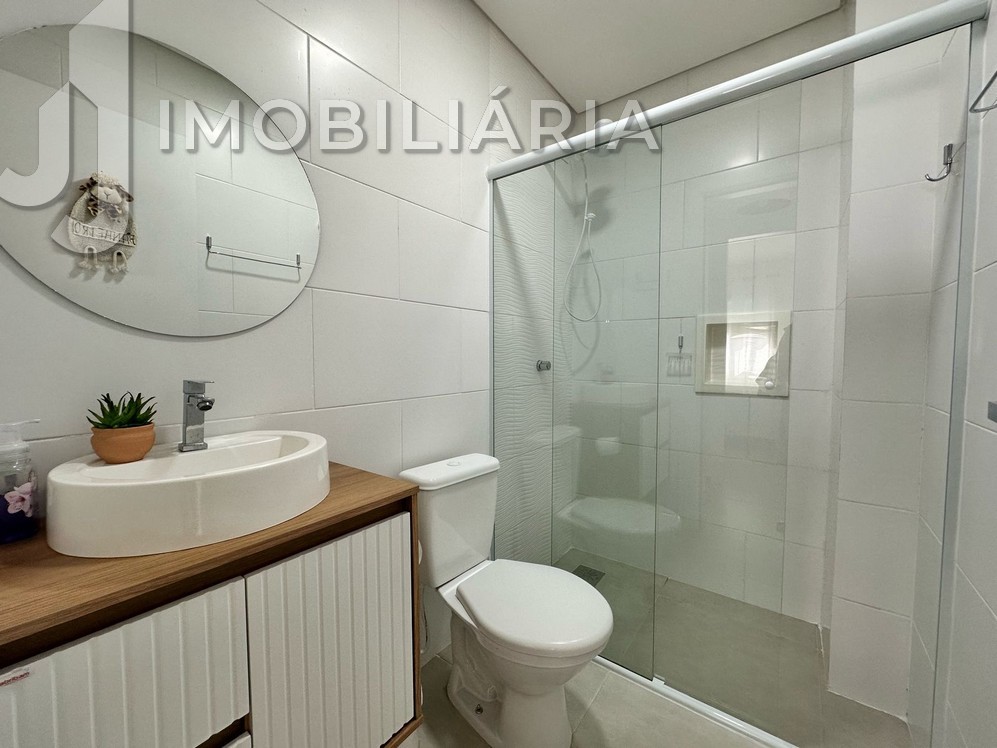 Apartamento para venda no Ingleses do Rio Vermelho em Florianopolis com 77m² por R$ 650.000,00