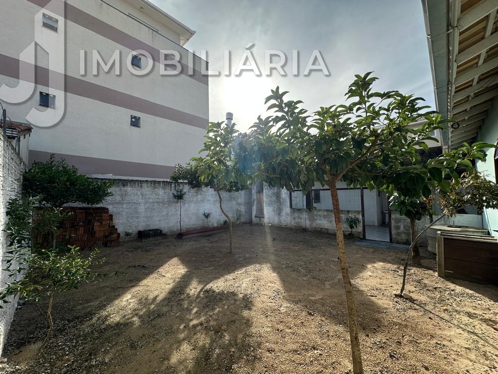 Casa Residencial para venda no Ingleses do Rio Vermelho em Florianopolis com 392m² por R$ 650.000,00