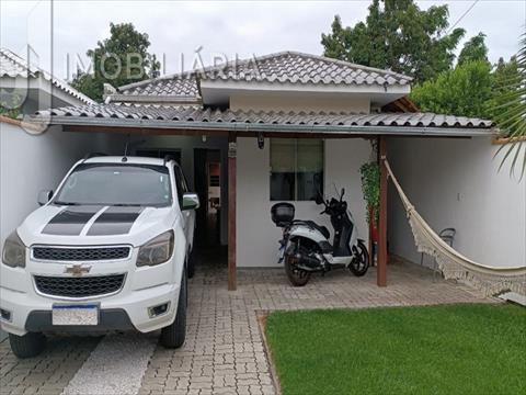 Casa Residencial para venda no Sao Joao do Rio Vermelho em Florianopolis com 420m² por R$ 690.000,00