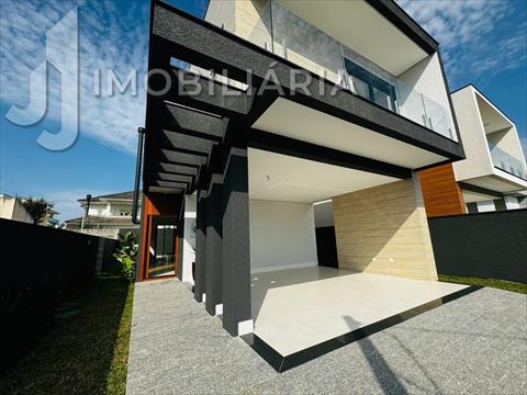 Casa Residencial para venda no Ingleses do Rio Vermelho em Florianopolis com 250m² por R$ 2.400.000,00