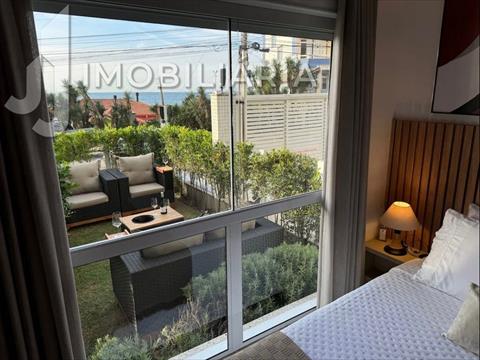 Apartamento para venda no Ingleses do Rio Vermelho em Florianopolis com 56m² por R$ 870.000,00