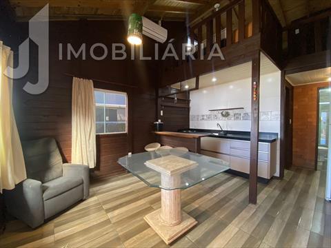 Casa Residencial para locacao no Sao Joao do Rio Vermelho em Florianopolis com 0m² por R$ 3.000,00