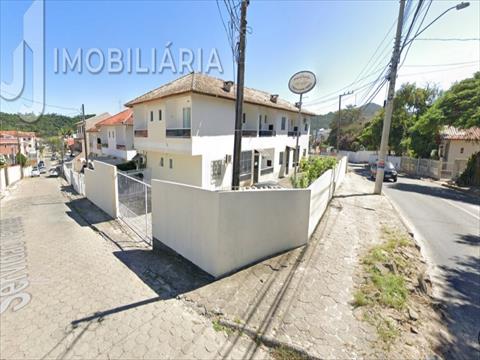 Apartamento para locacao no Ingleses do Rio Vermelho em Florianopolis com 72m² por R$ 2.600,00