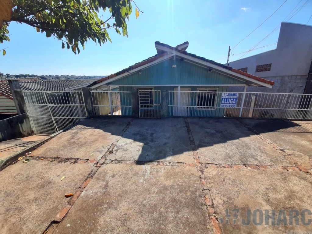 Casa Residencial para locacao no Jardim Trabalhista em Apucarana com 0m² por R$ 700,00