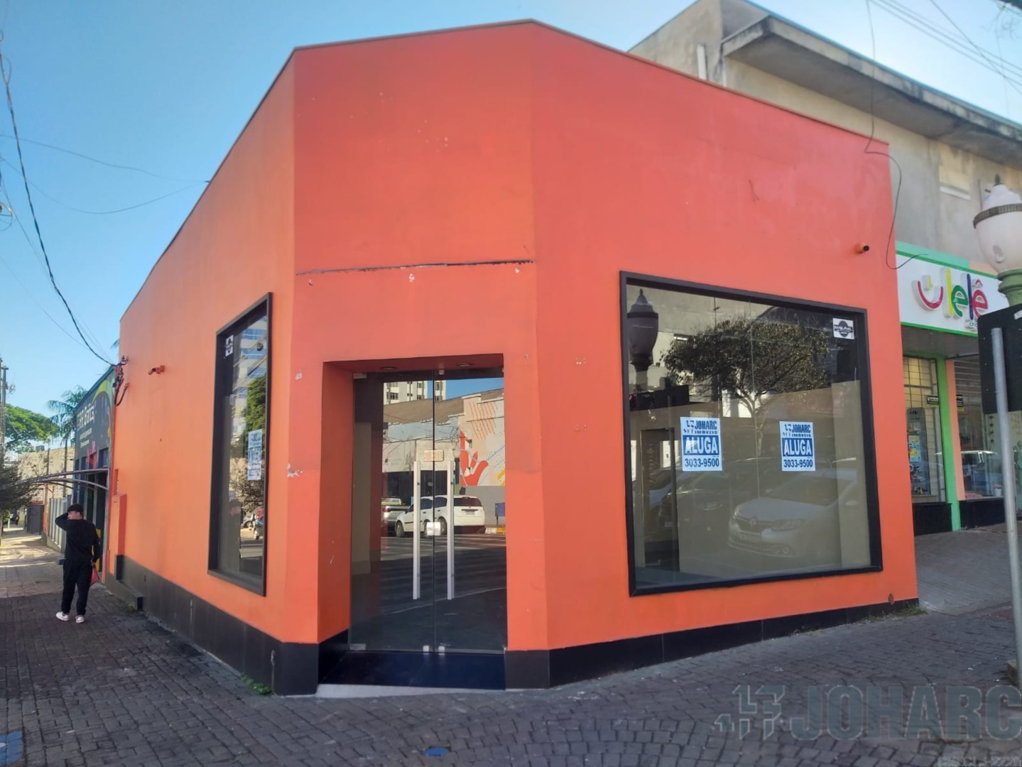 Sala Comercial para locacao no Centro em Apucarana com 0m² por R$ 7.000,00