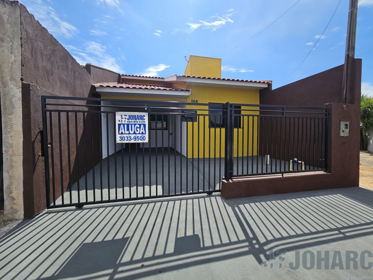 Casa Residencial para locacao no Centro em Cambira com 70m² por R$ 780,00