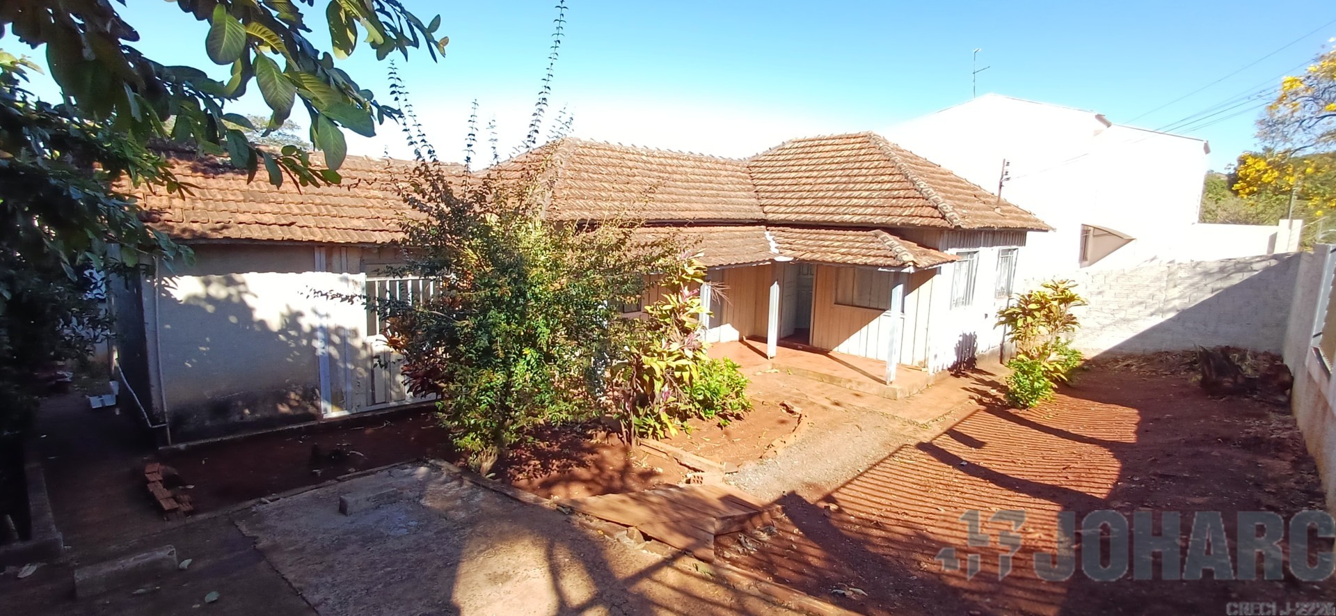Casa Residencial para locacao no Vila Martins em Apucarana com 300m² por R$ 825,00