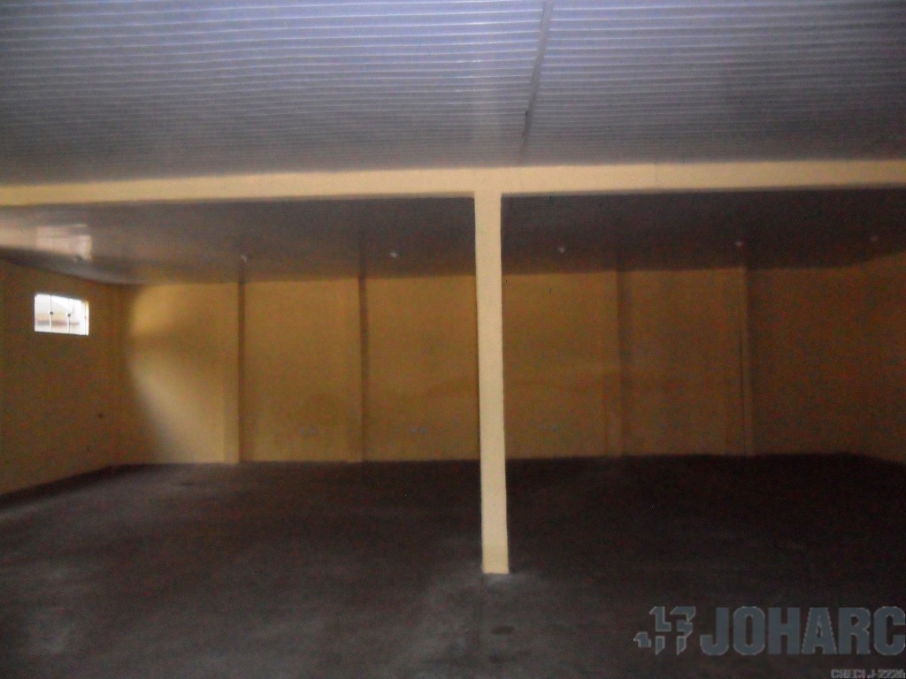 Barracão/galpão para locacao no Vila Sao Jorge em Apucarana com 240m² por R$ 2.000,00