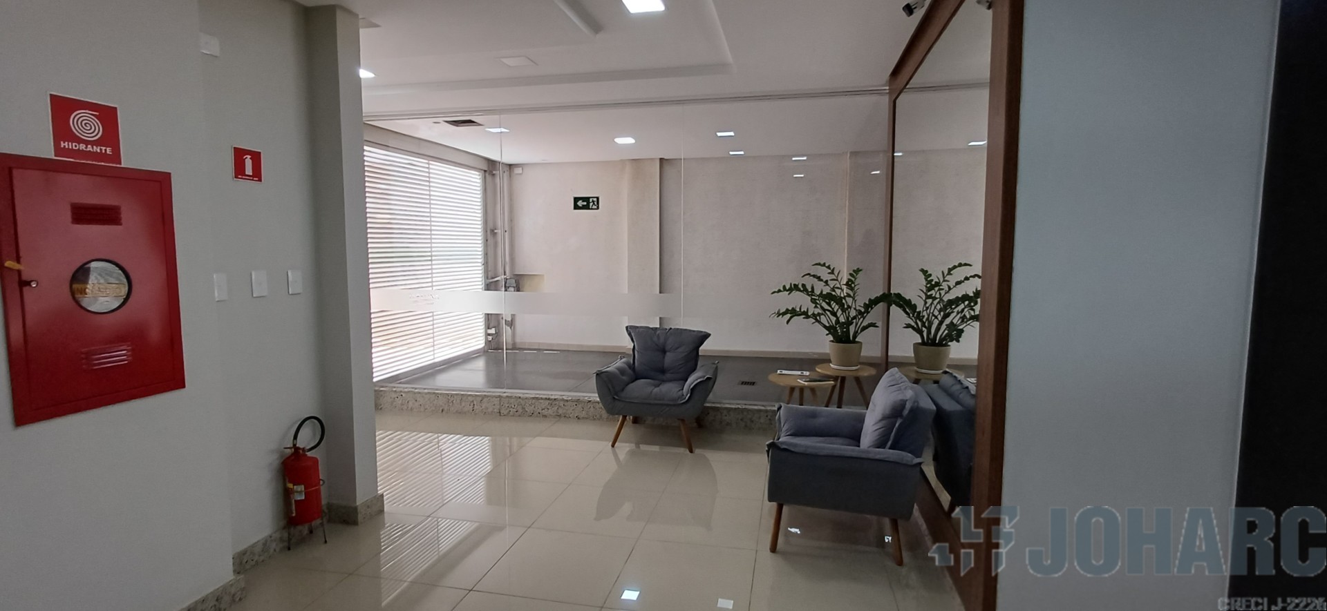 Apartamento para locacao no Centro em Apucarana com 0m² por R$ 1.600,00