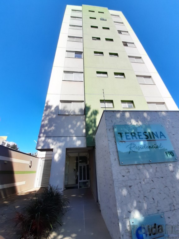 Apartamento para locacao no Centro em Apucarana com 0m² por R$ 1.600,00