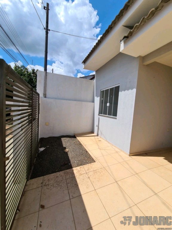Casa Residencial para locacao no Residencial Interlagos em Apucarana com 180m² por R$ 900,00