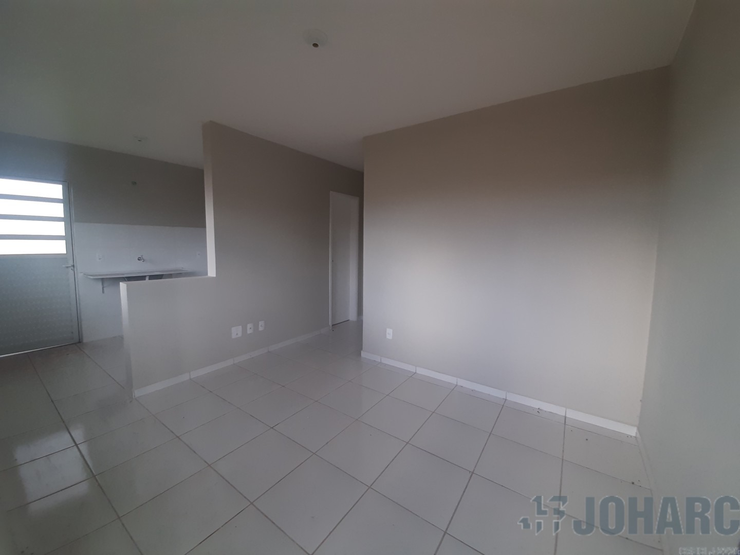 Casa Residencial para locacao no Residencial Mega Park em Apucarana com 10m² por R$ 700,00