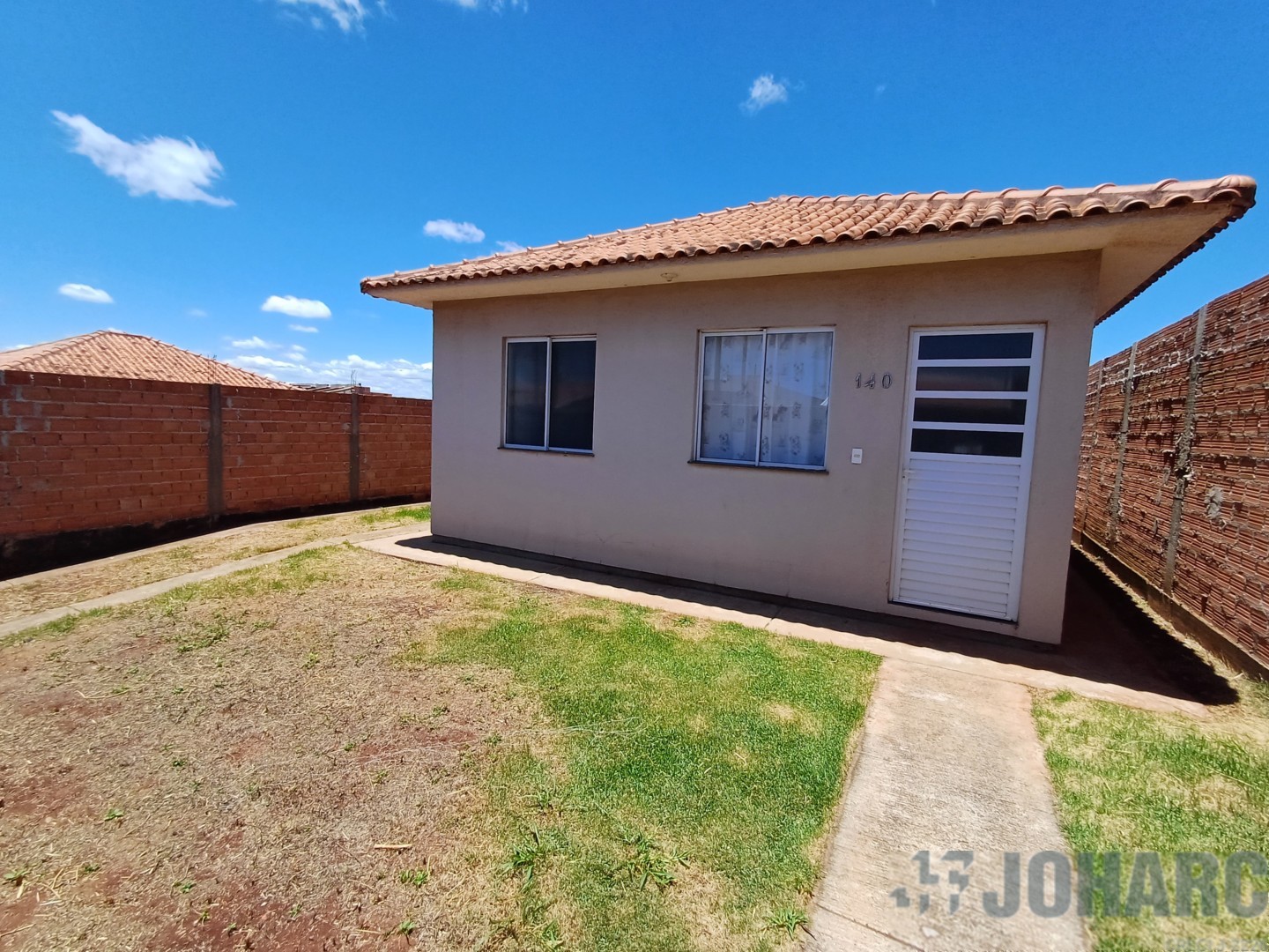 Casa Residencial para locacao no Residencial Mega Park em Apucarana com 10m² por R$ 700,00