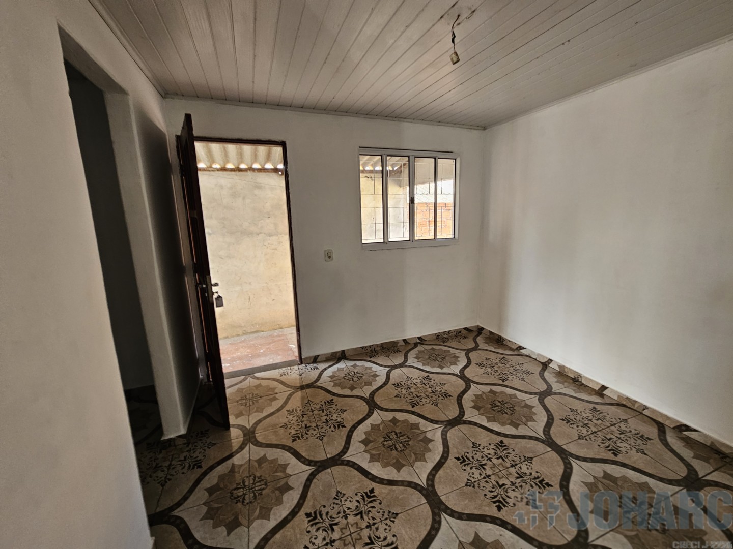 Casa Residencial para locacao no Nucleo Habitacional Dom R em Apucarana com 60m² por R$ 620,00