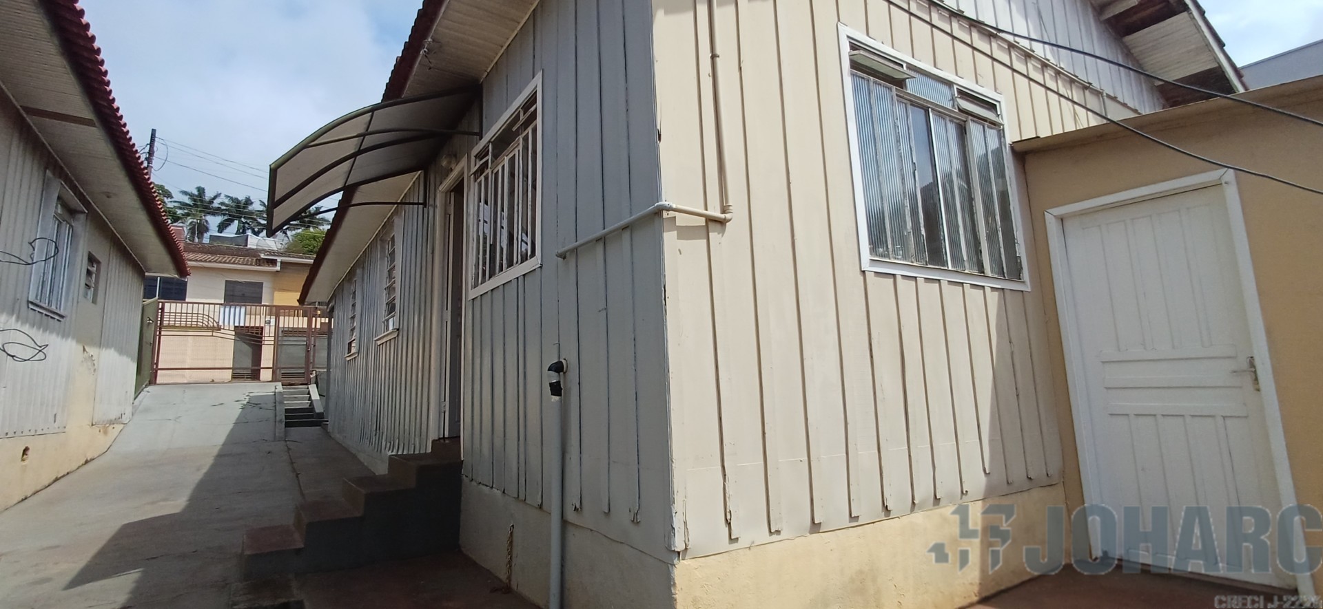 Casa Residencial para locacao no Centro em Apucarana com 85m² por R$ 1.000,00