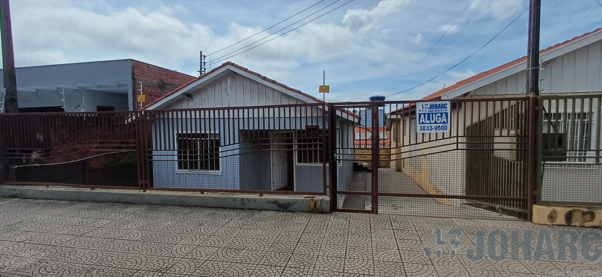Casa Residencial para locacao no Centro em Apucarana com 85m² por R$ 1.000,00