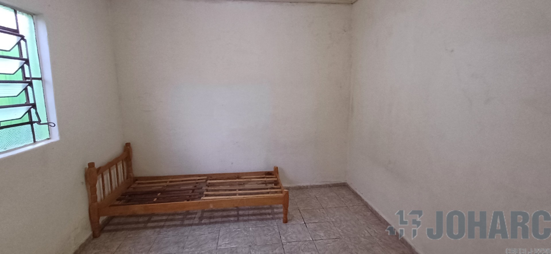 Casa Residencial para locacao no Centro em Apucarana com 0m² por R$ 520,00