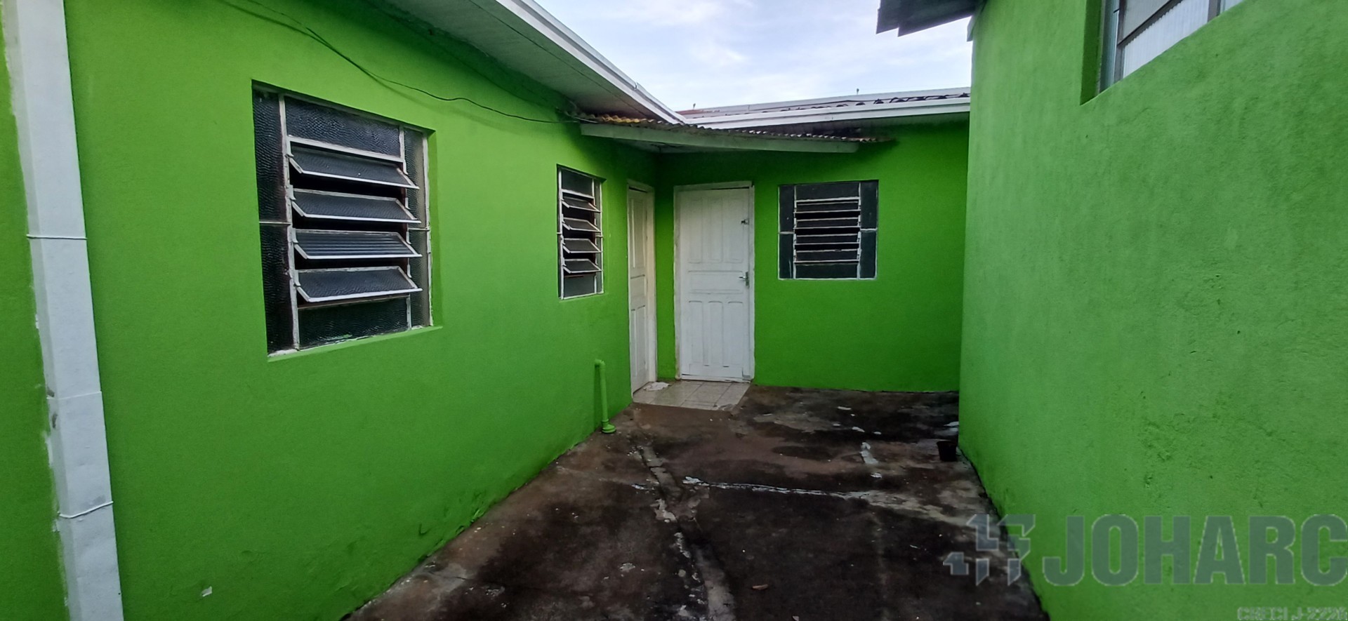 Casa Residencial para locacao no Centro em Apucarana com 0m² por R$ 520,00