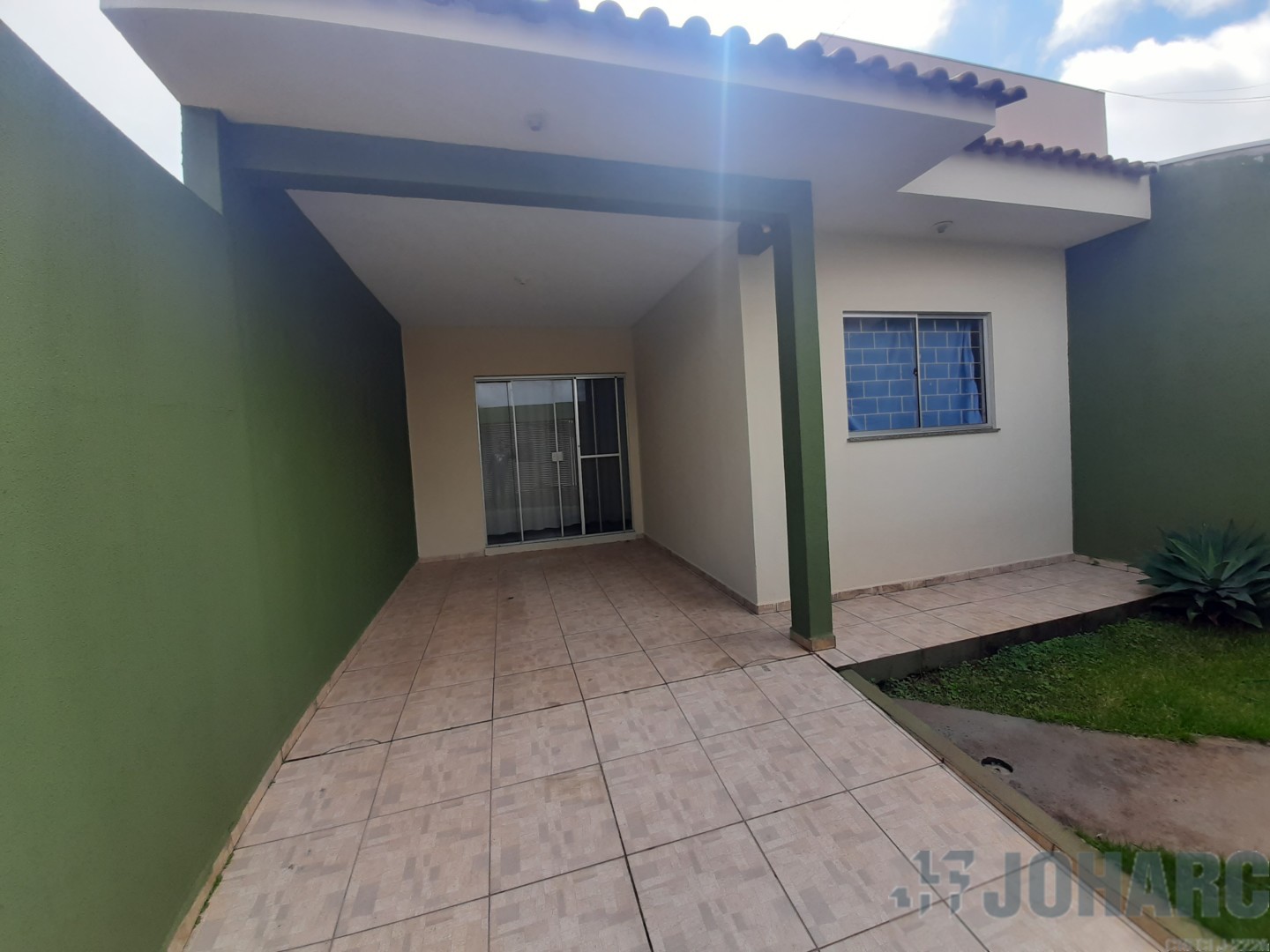Casa Residencial para locacao no Residencial Interlagos em Apucarana com 10m² por R$ 950,00
