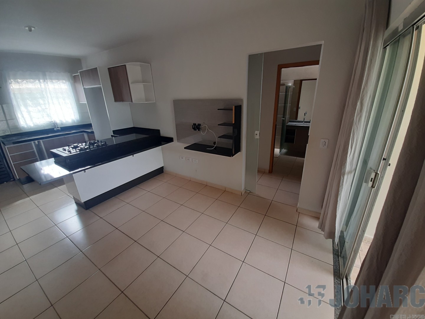 Casa Residencial para locacao no Residencial Interlagos em Apucarana com 10m² por R$ 950,00