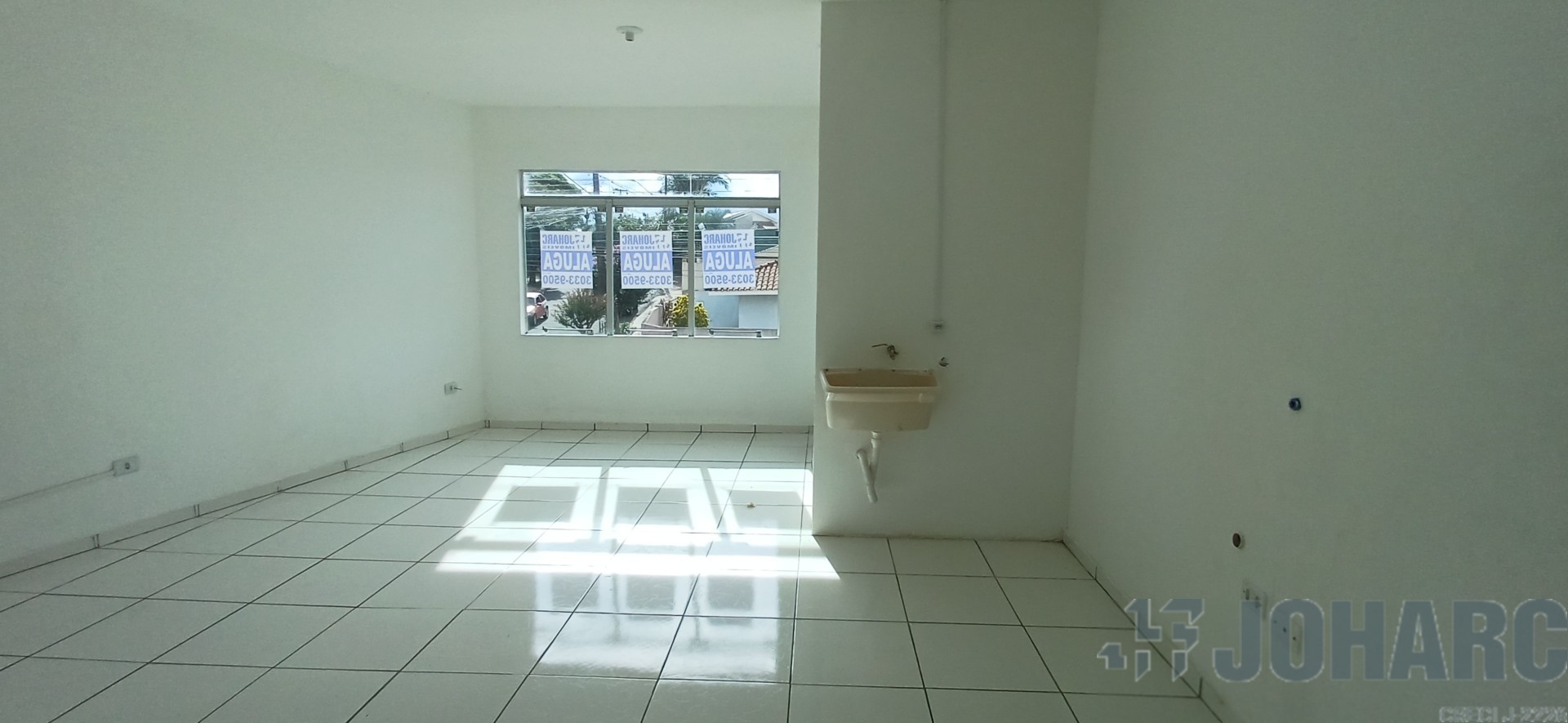 Kitinet para locacao no Jardim Menegazzo em Apucarana com 35m² por R$ 650,00