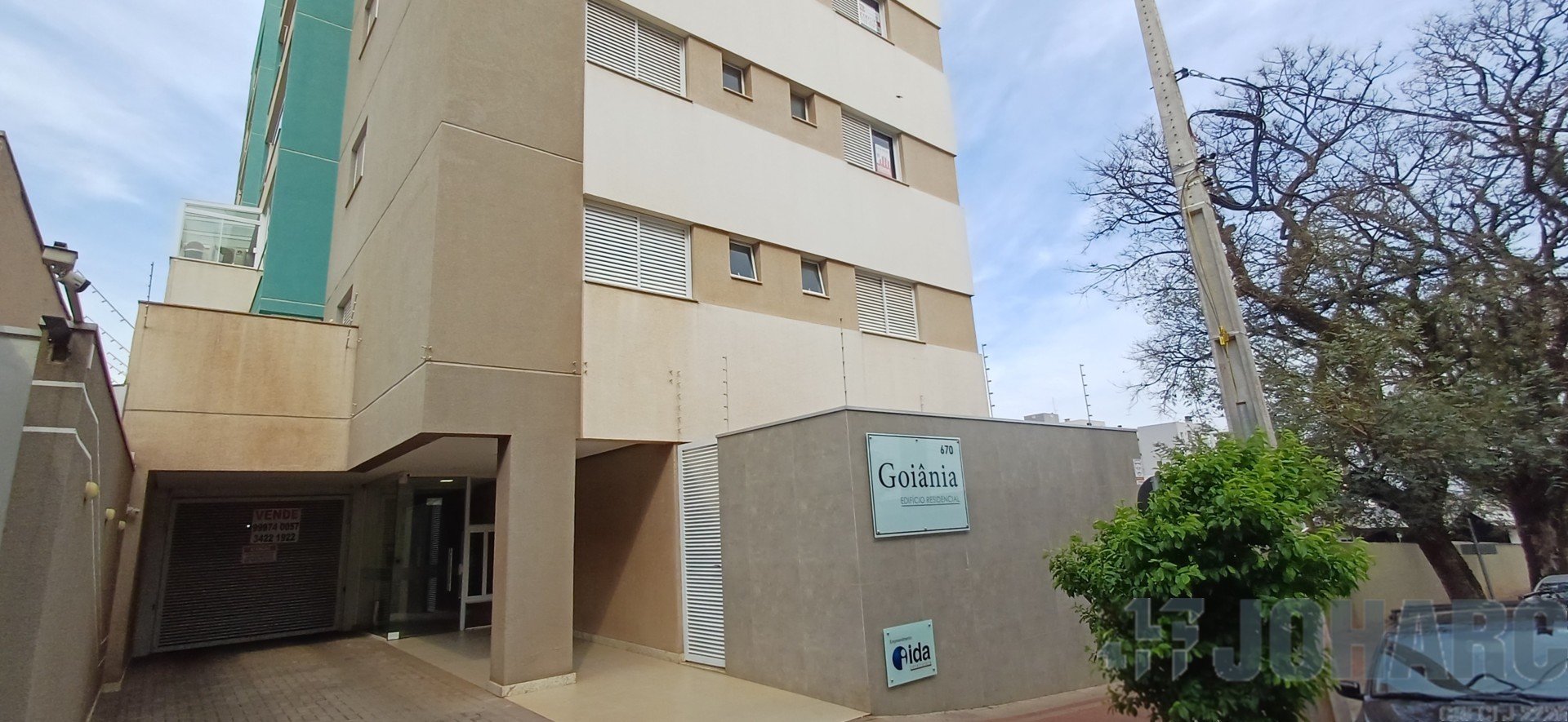 Apartamento para locacao no Centro em Apucarana com 0m² por R$ 1.800,00